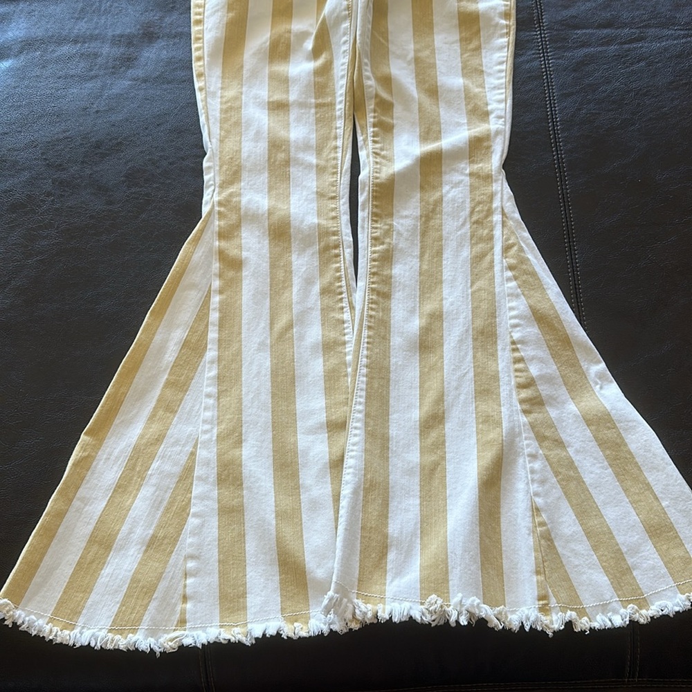 Judith March Yellow and White Striped Flare Pants - Picture 3 of 10